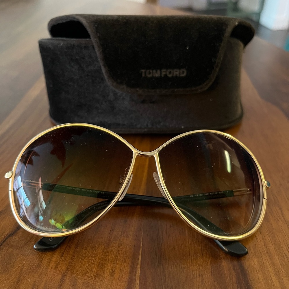 Tom ford sunglasses used. TF 180 iris